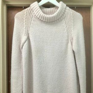 SUPER SOFT Pale Pink Turtleneck